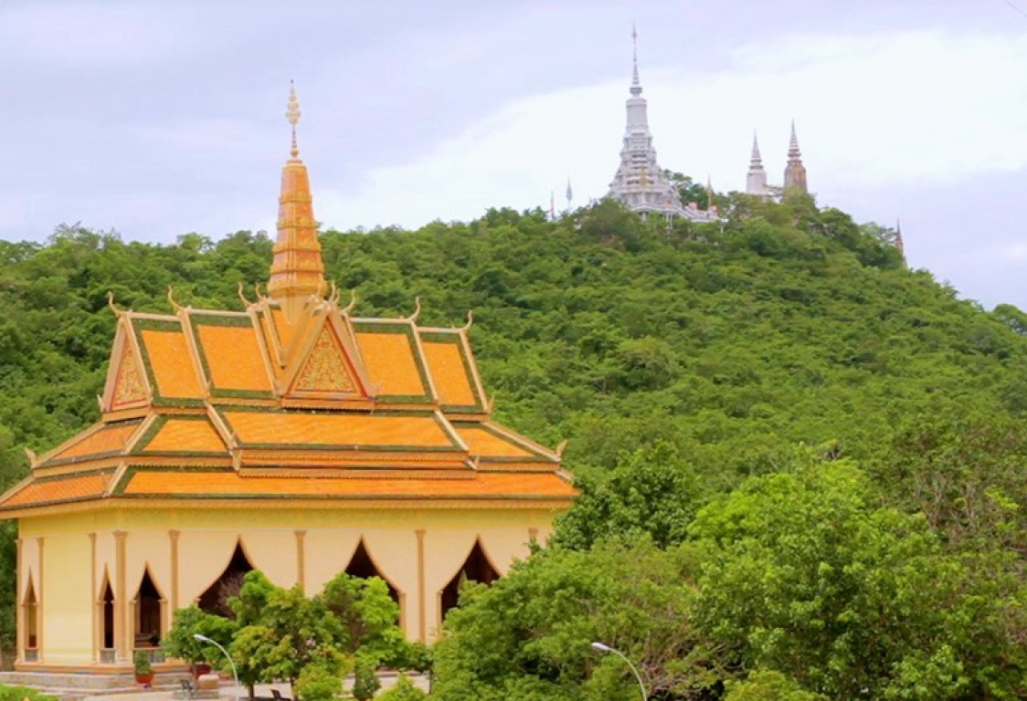 Oudong Temple & Phnom Baset Private Tours 