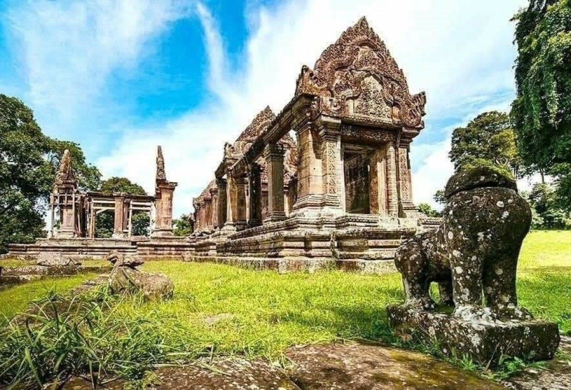 Preah Vihear Temple & Tamok House Private Tours