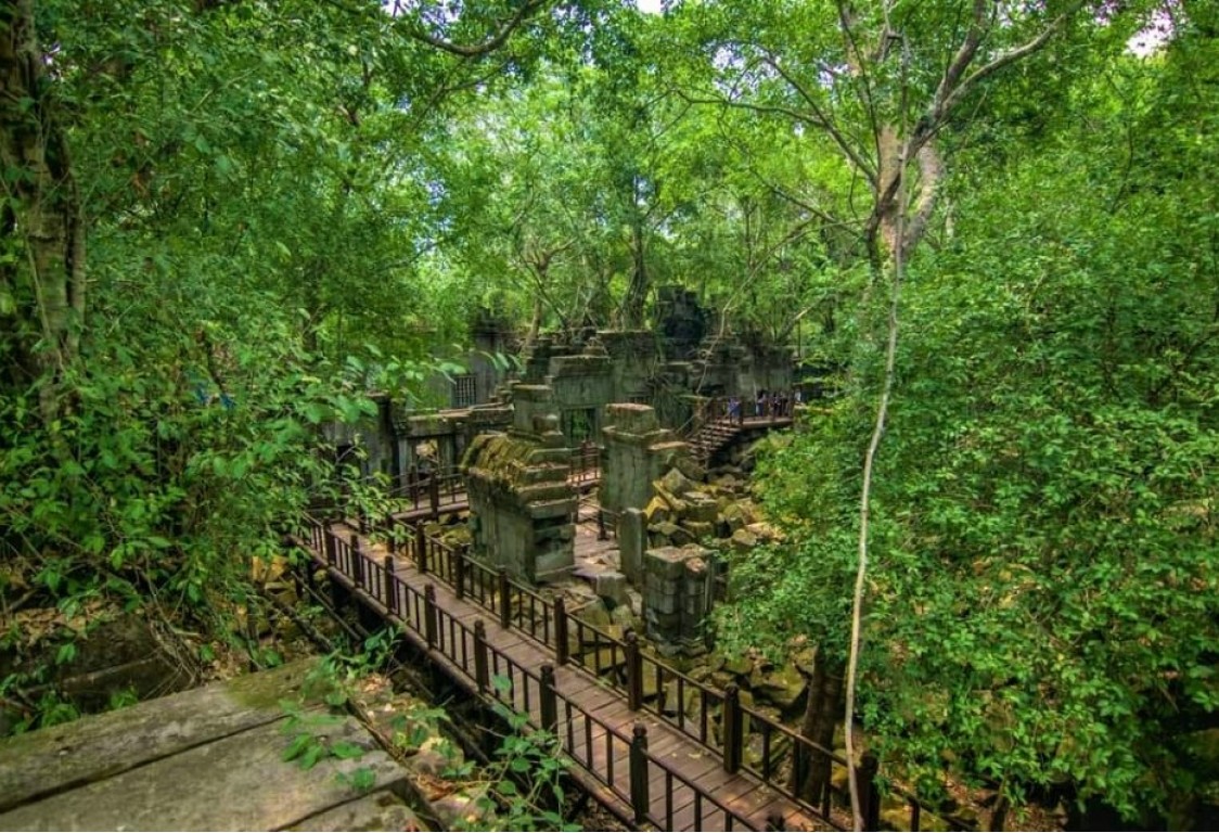 Beng Mealea - Banteay Srey – Rolous Group Private Tours